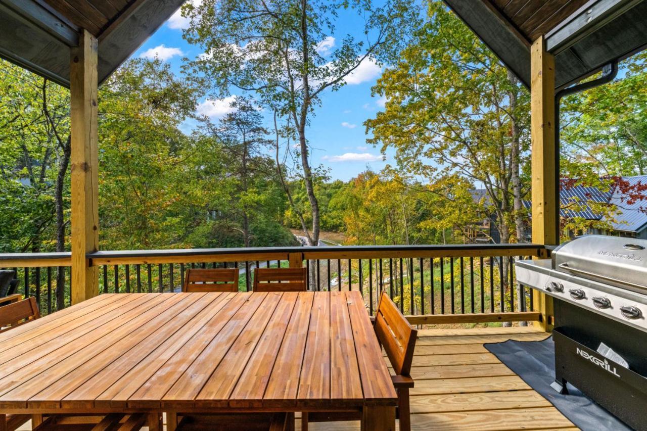 Cozy Cove Retreat W Lake View Hot Tub Firepit Dandridge Kültér fotó