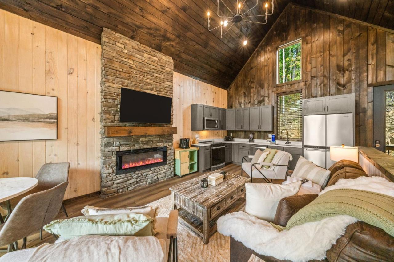 Cozy Cove Retreat W Lake View Hot Tub Firepit Dandridge Kültér fotó