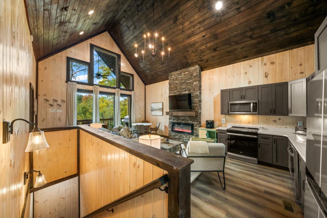 Cozy Cove Retreat W Lake View Hot Tub Firepit Dandridge Kültér fotó