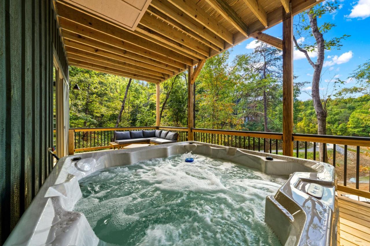 Cozy Cove Retreat W Lake View Hot Tub Firepit Dandridge Kültér fotó