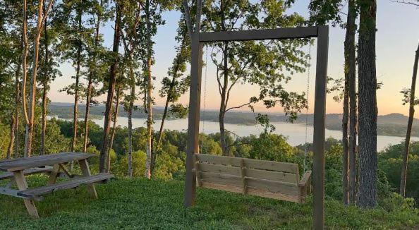 Cozy Cove Retreat W Lake View Hot Tub Firepit Dandridge Kültér fotó